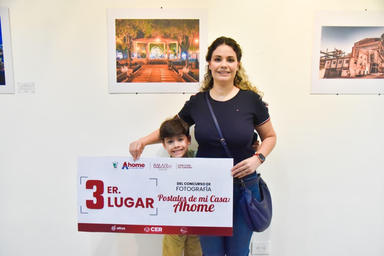 Ganadora de concurso de fotografía en Ahome, Sinaloa
