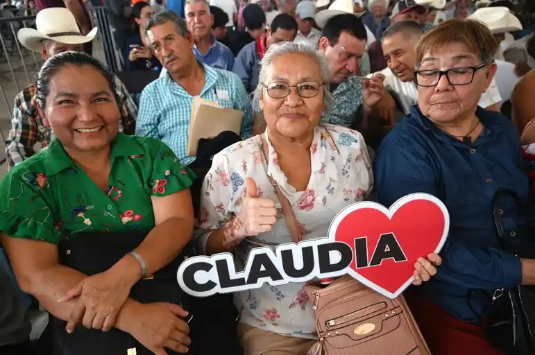 Claudia Sheinbaum anuncia proyectos de importancia social en visita a Mazatlán, Sinaloa