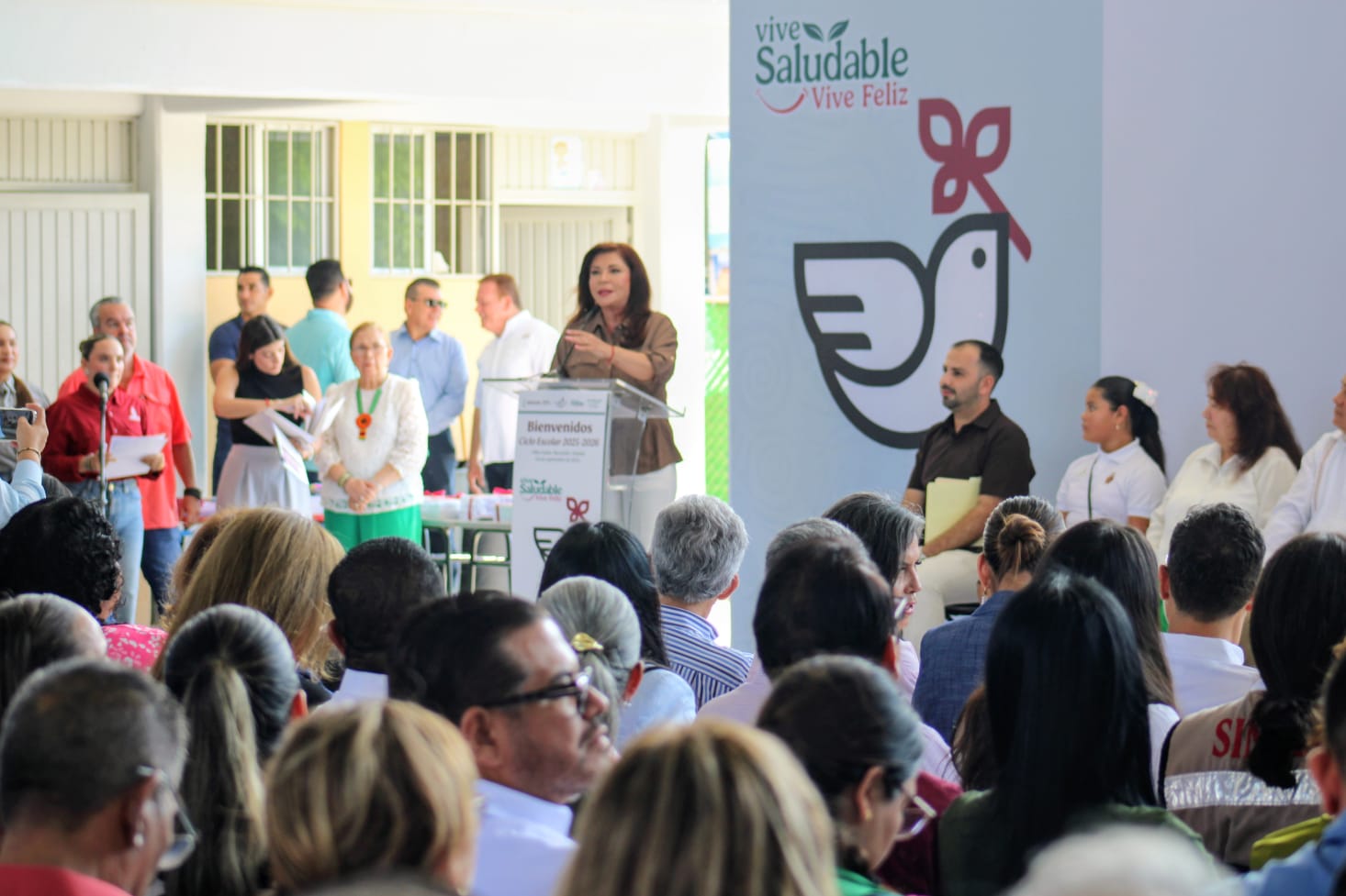 Gloria Himelda Félix, secretaria de Educación Estatal