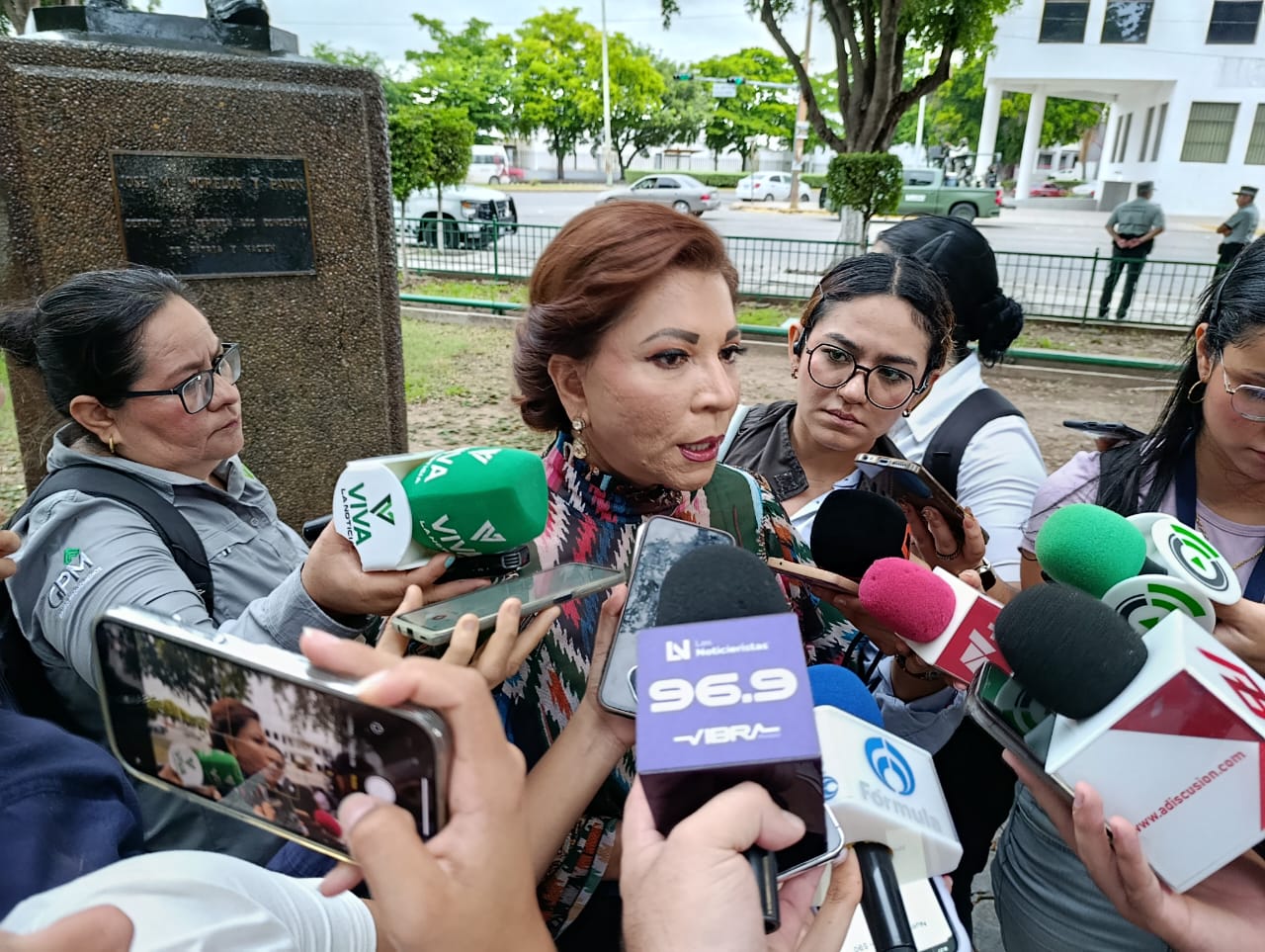 Gloria Himelda Félix Niebla, secretaria de Educación Pública y Cultura en Sinaloa