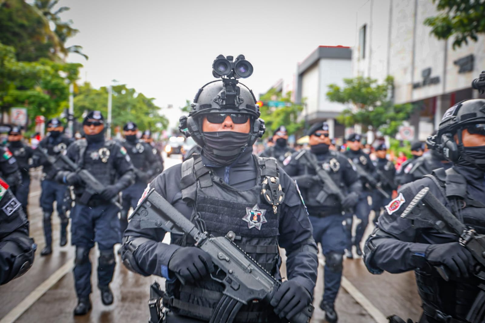 Grupo de Operaciones Especiales Sinaloa (GOES) en el desfile del inicio de la independencia de México
