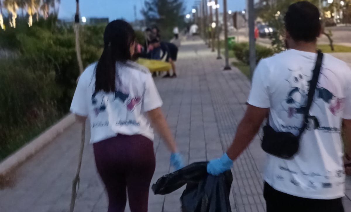 gran acuario y ciudadanos limpian la laguna el camaron de mazatlan sin