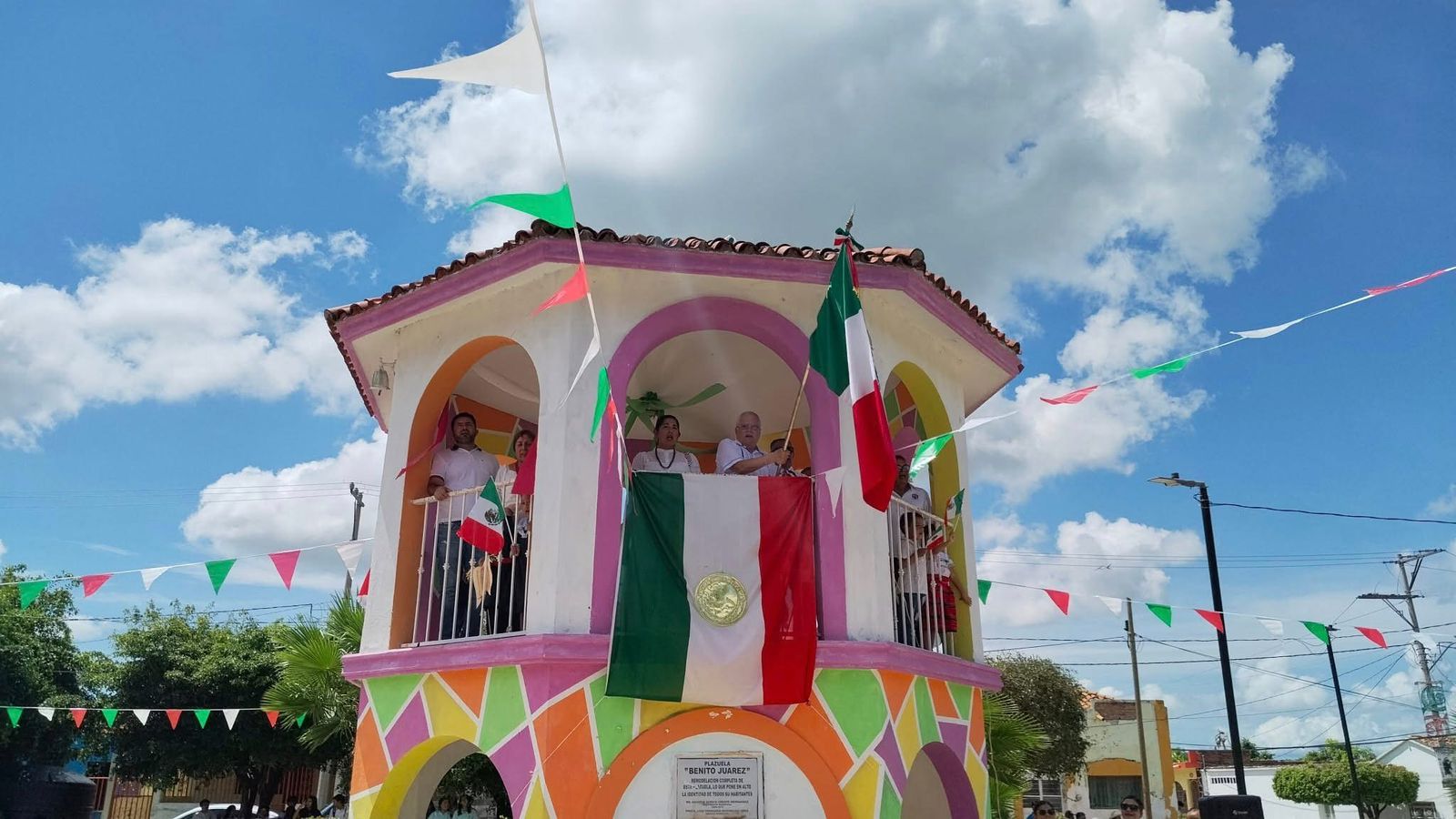 Celebración del Grito de Independencia en Escuinapa, Sinaloa