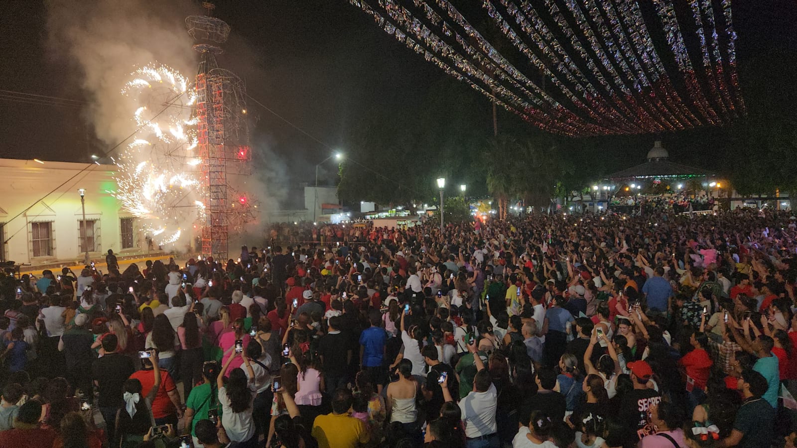 grito de independencia en Guasave