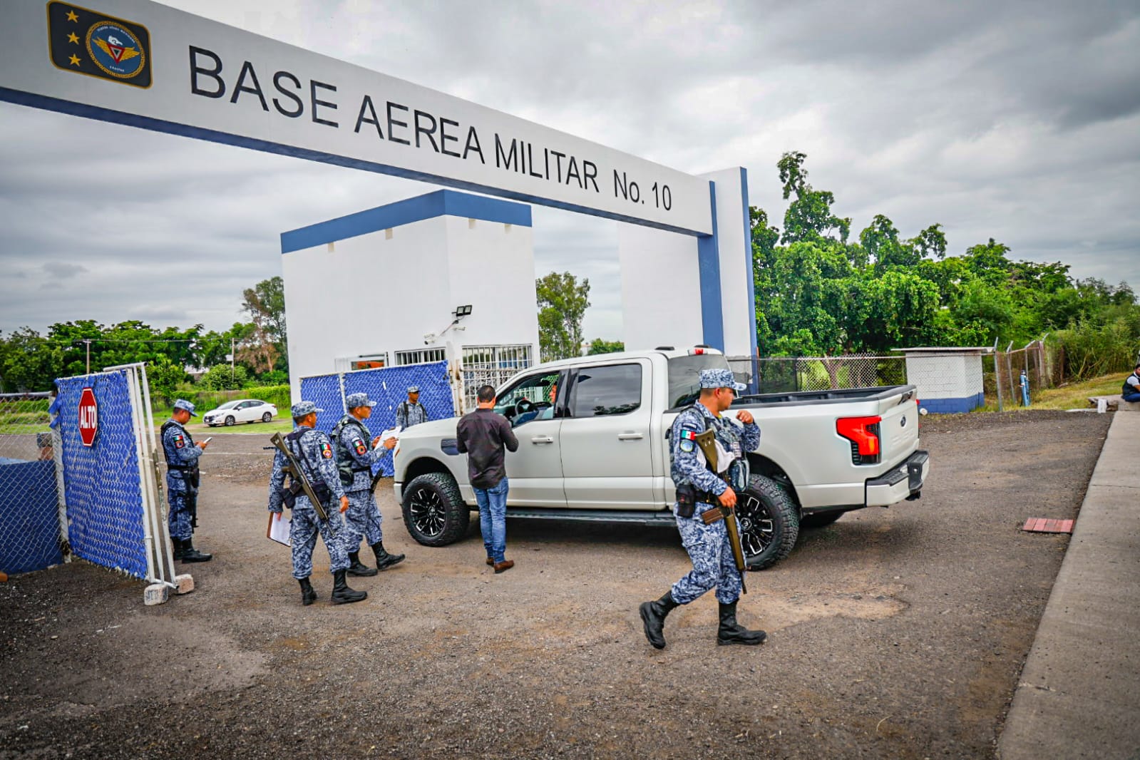 harfuch y su gabinete de seguridad en visita a sinaloa visitantes