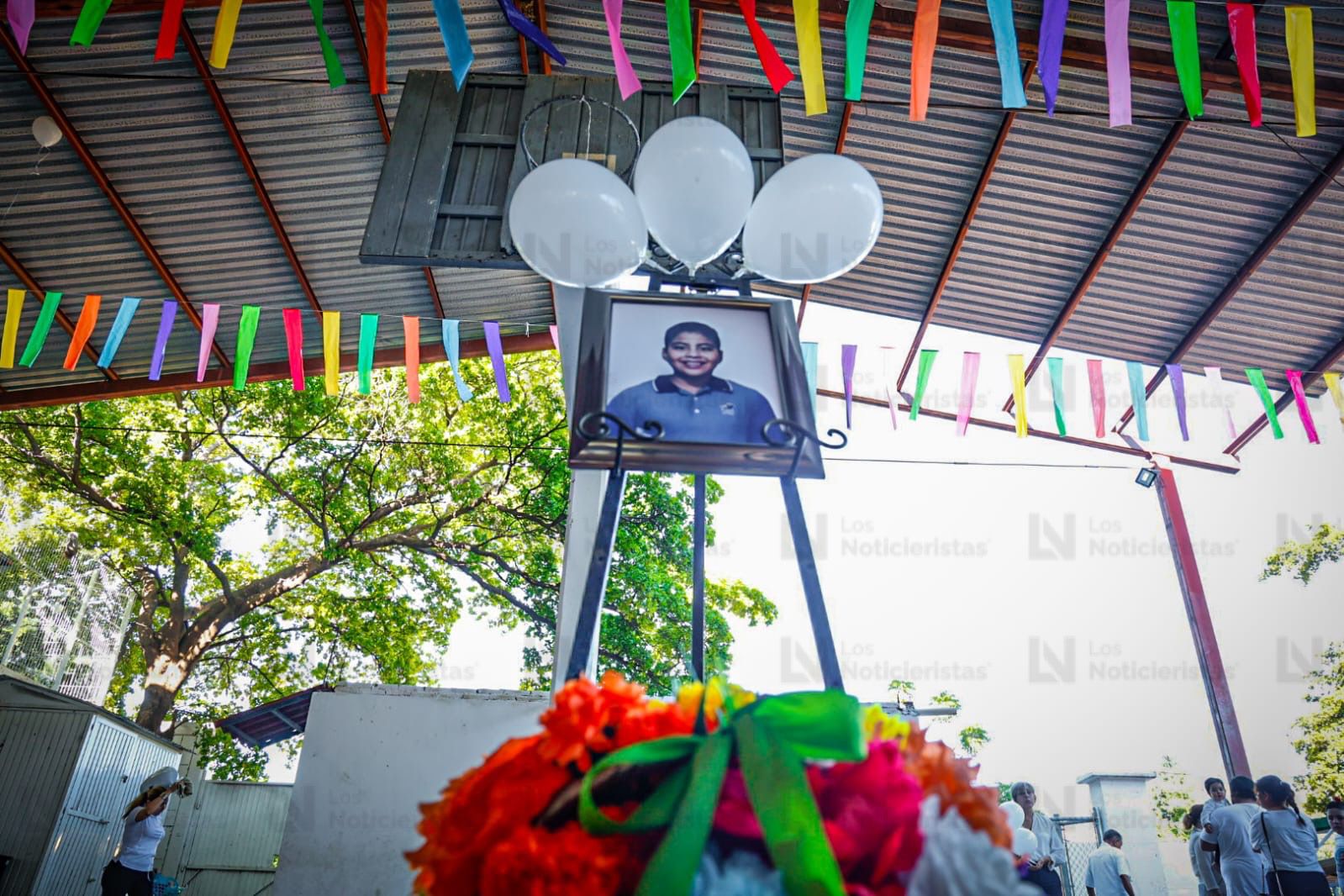 Homenaje a niño Osmar Matias es escuela primaria de Culiacán