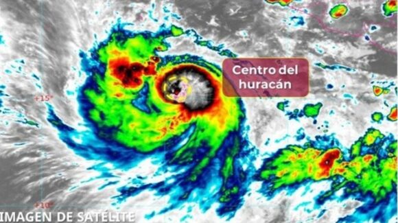 “Narda” ya es huracán categoría 2 en el Pacífico; aquí se ubica este 23 de septiembre