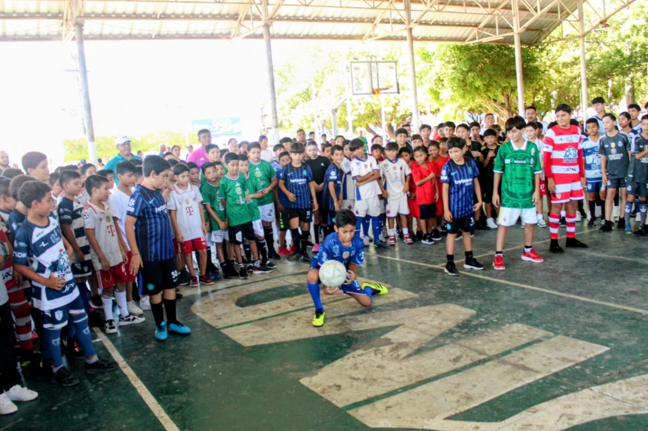 inauguracion del torneo de los barrios el debate en navolato
