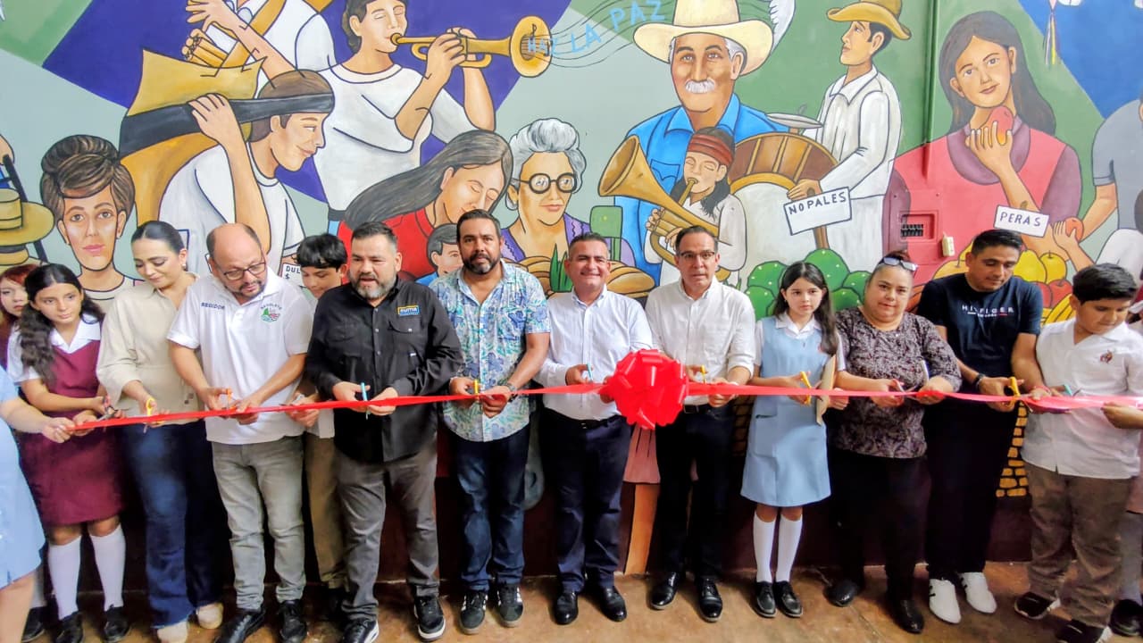 Inauguran mural Entre Canastas y Sonrisas, en Navolato