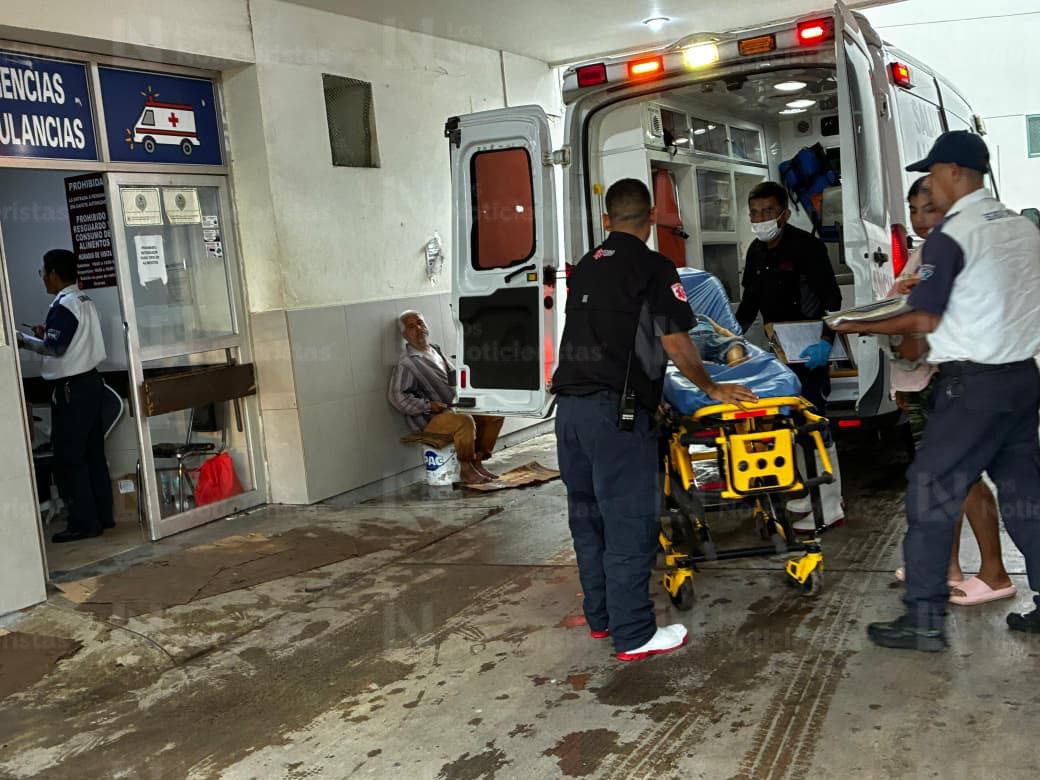 Niño de 3 años ingresa a hospital de Los Mochis, tras ser pateado por pony