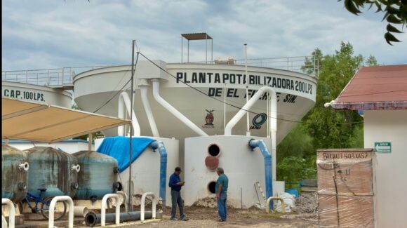 No más agua turbia en El Fuerte, avanzan trabajos de mantenimiento en planta potabilizadora