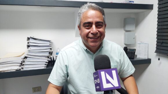 Atenderá Obras Publicas de Ahome queja vecinal: rehabilitarán el camino de La Arrocera al Campo 35