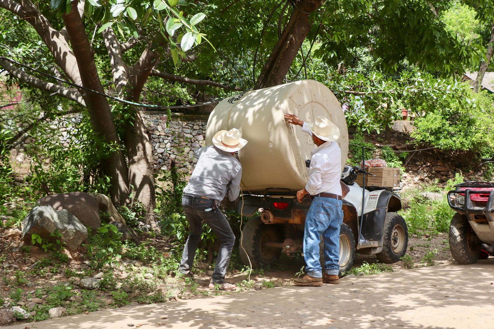 programas sociales entrega de harimasa en comunidades serranas de Badiraguato