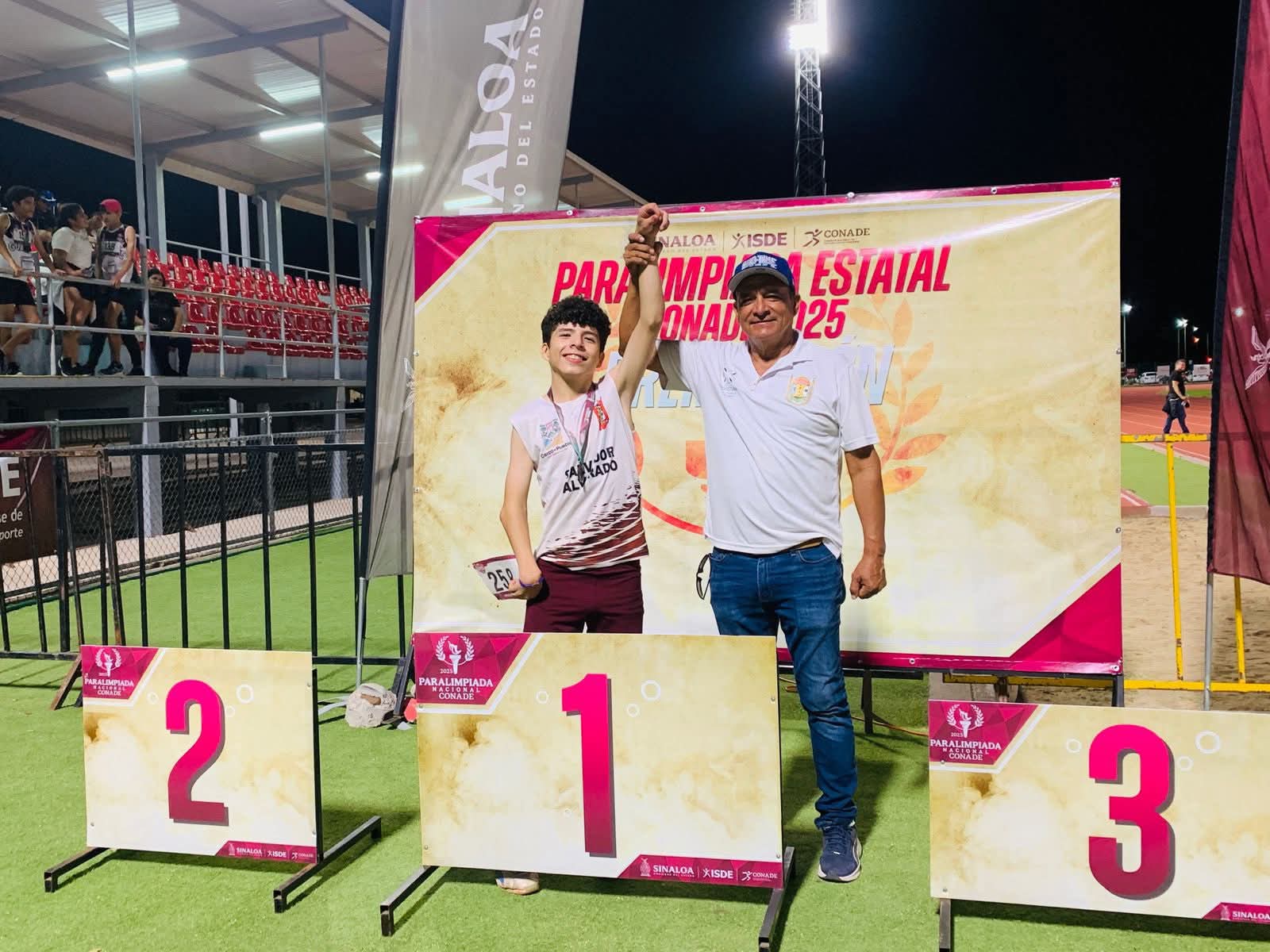 premiación entrega de medallas Juegos Paranacionales Conade