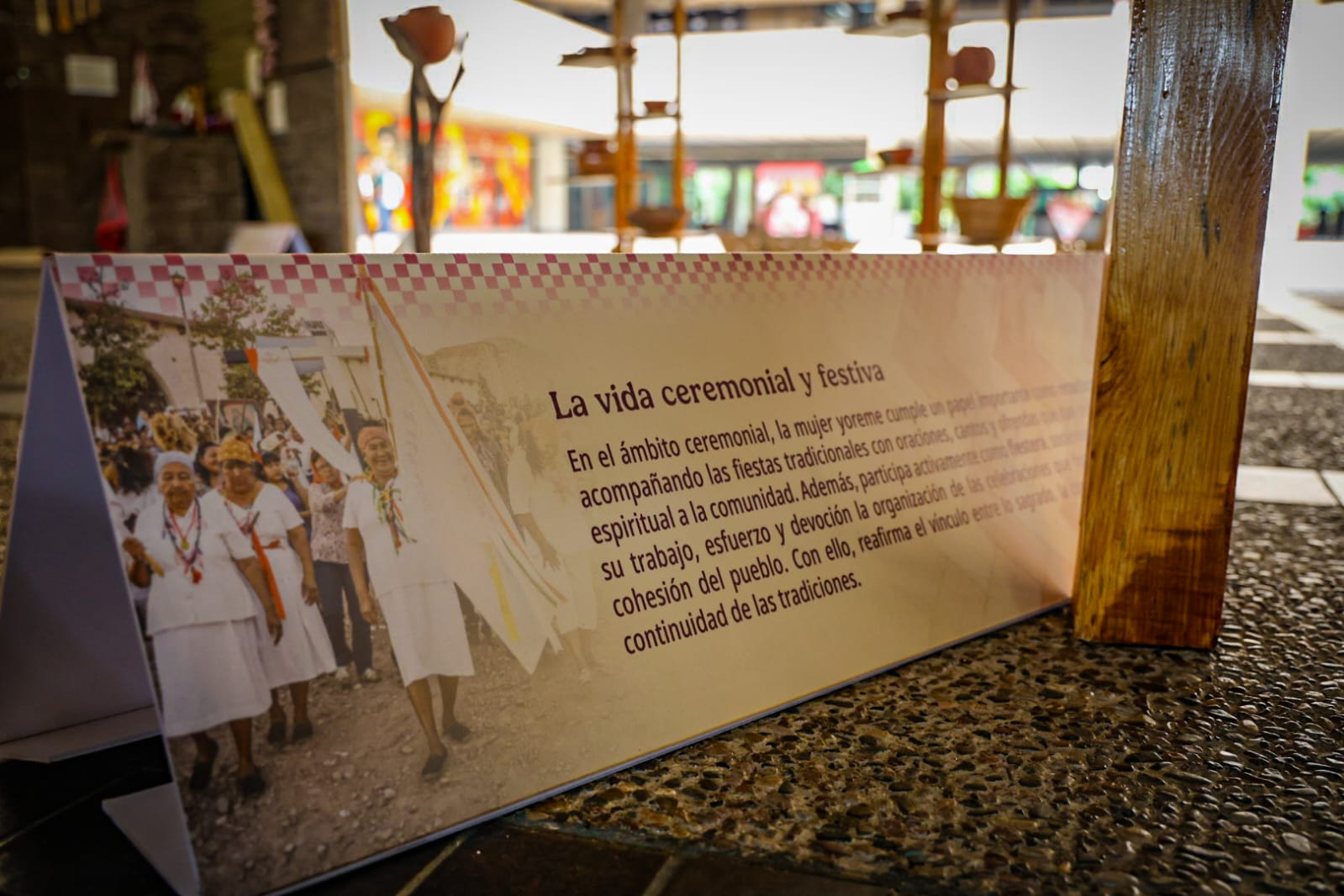 la vida ceremonial festiva