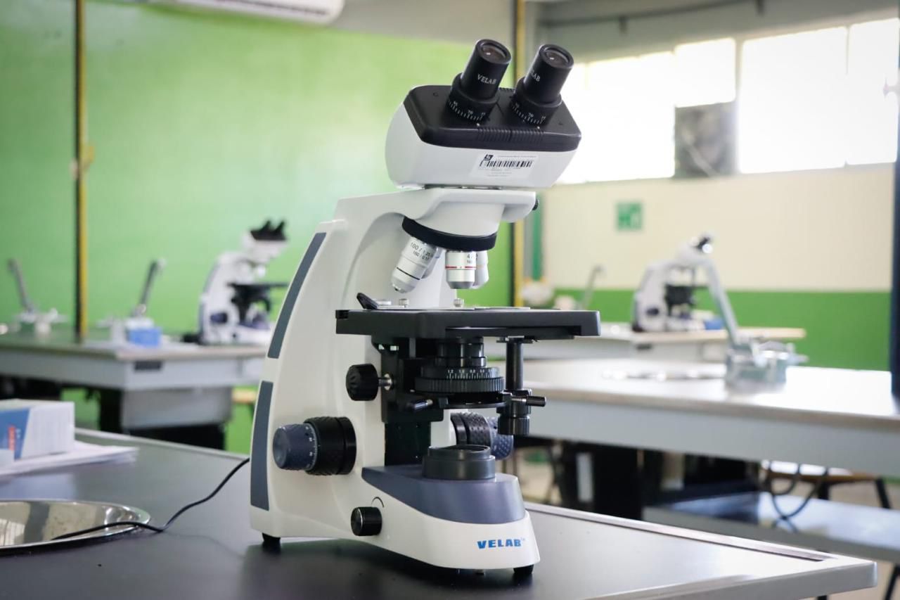 Laboratorio del Cobaes 69 en Tamazula, Guasave, Sin.