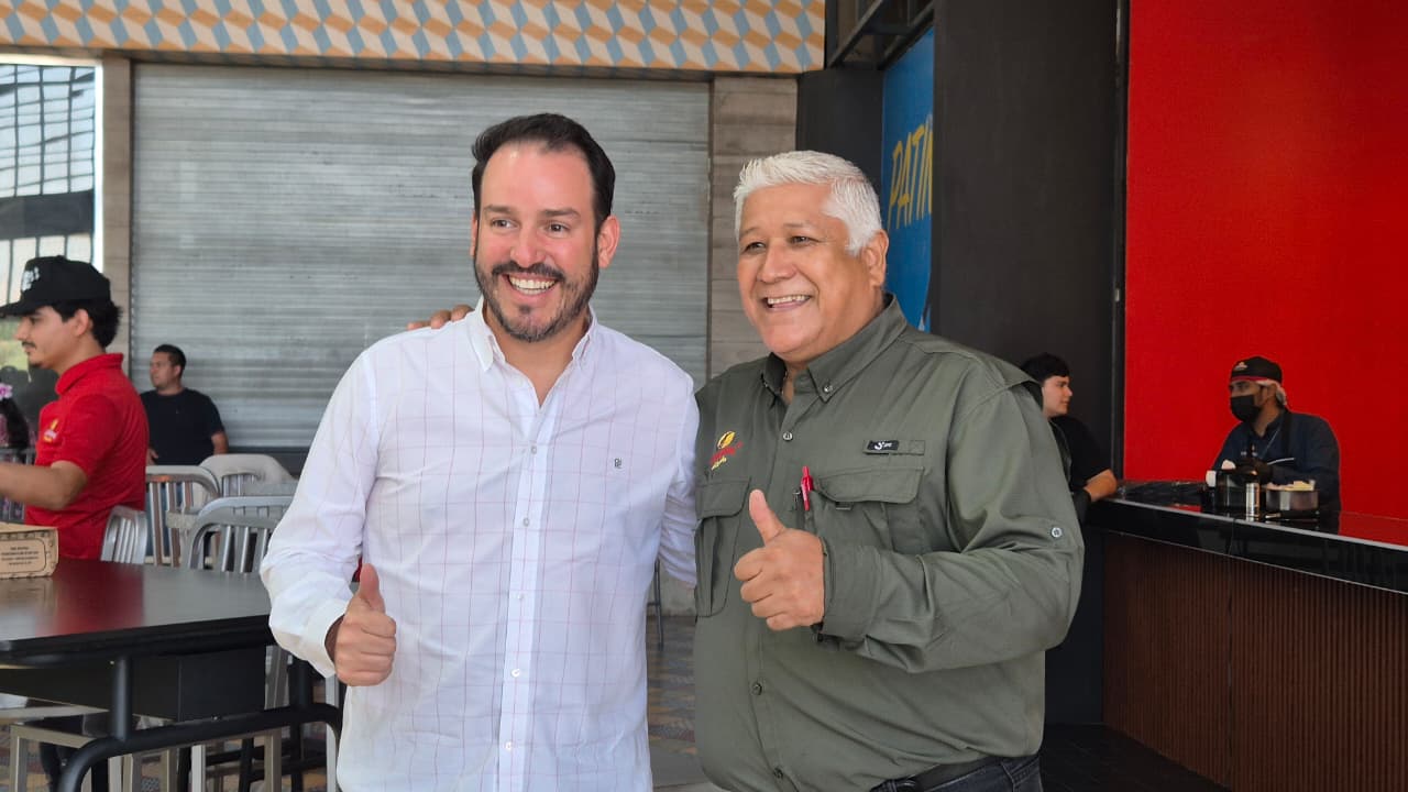 Inauguran sucursal número 20 de Las Quesabirrias del Compadre en Culiacán, Sin