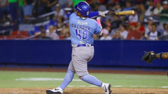 Calhoun encamina triunfo de Charros; Diablos toman ventaja en el sur