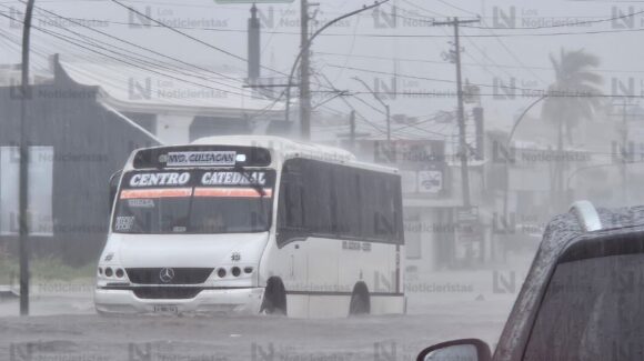 Huracán Priscila estará generando lluvias en Sinaloa a partir de la noche de este lunes 06 de octubre