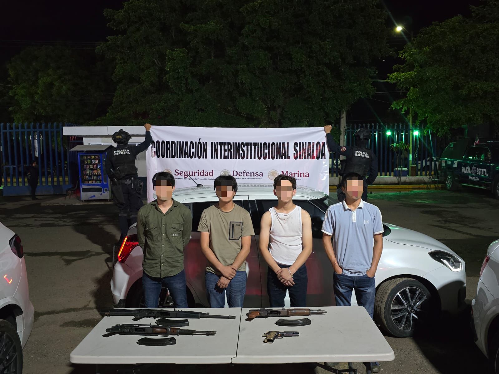 los detenidos fueron soprendidos en autos robados