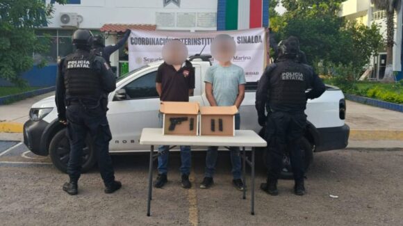 Les marcaron el alto e hicieron caso omiso; detienen a dos hombres con una Glock 9mm, en Culiacán