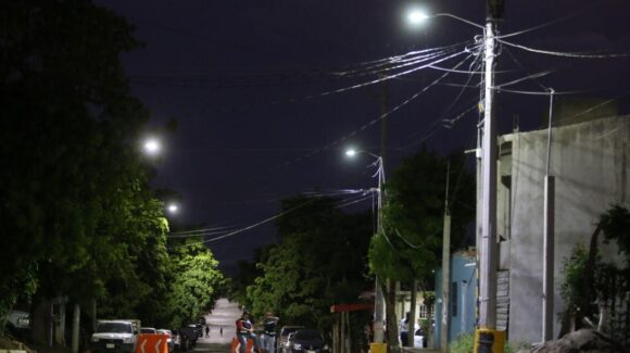 Programa “Mazatlán Brilla” llega a las colonias Villa Verde, Jesús García y Anáhuac