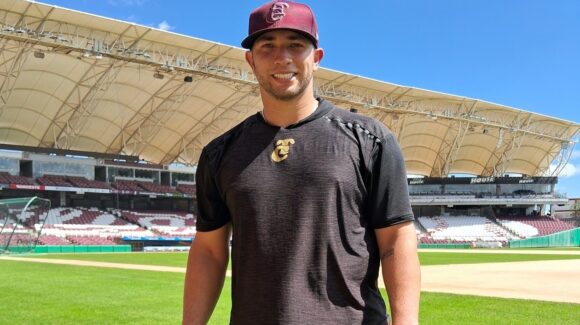 Luis Cessa reporta a la pretemporada de los Tomateros de Culiacán
