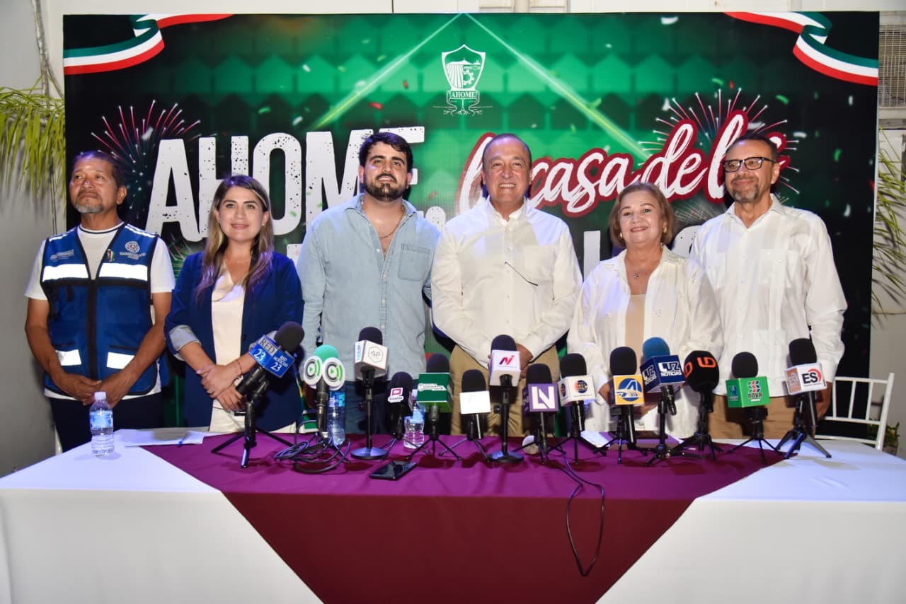 Luis Mexía, artista invitado al Día del Grito en Ahome
