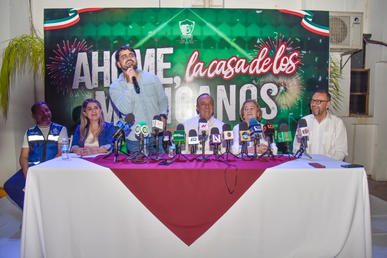 Luis Mexía, artista invitado al Día del Grito en Ahome