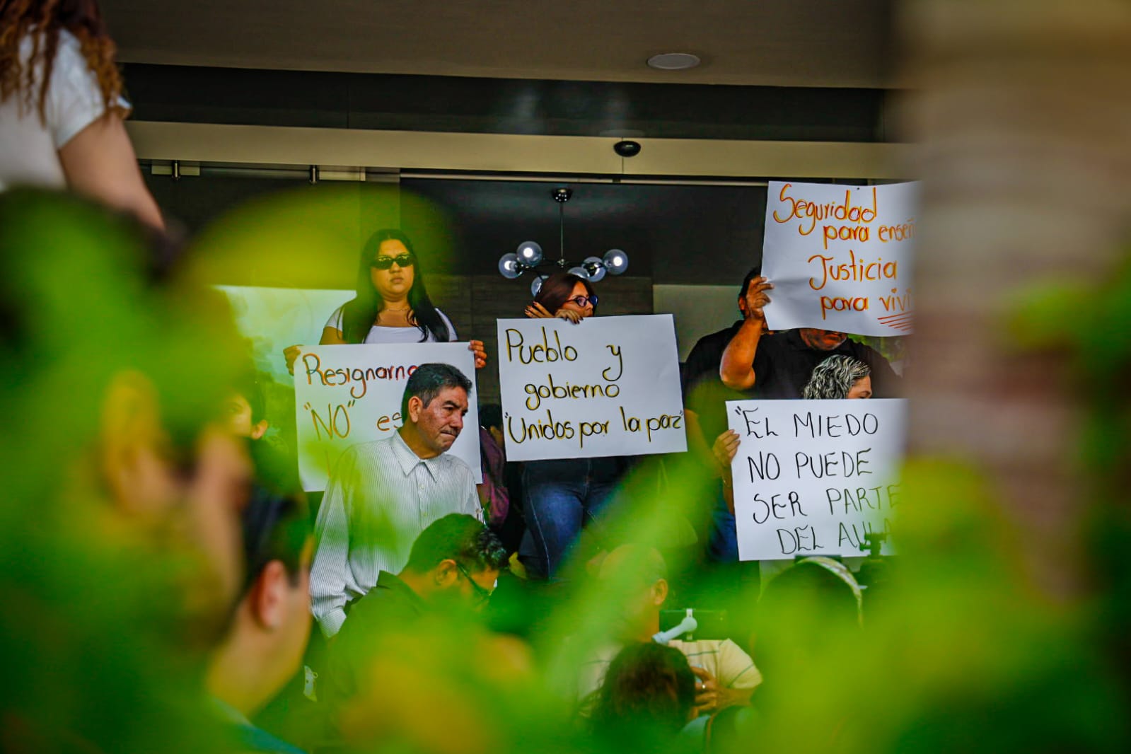Manifestantes caso maestra Jesamel