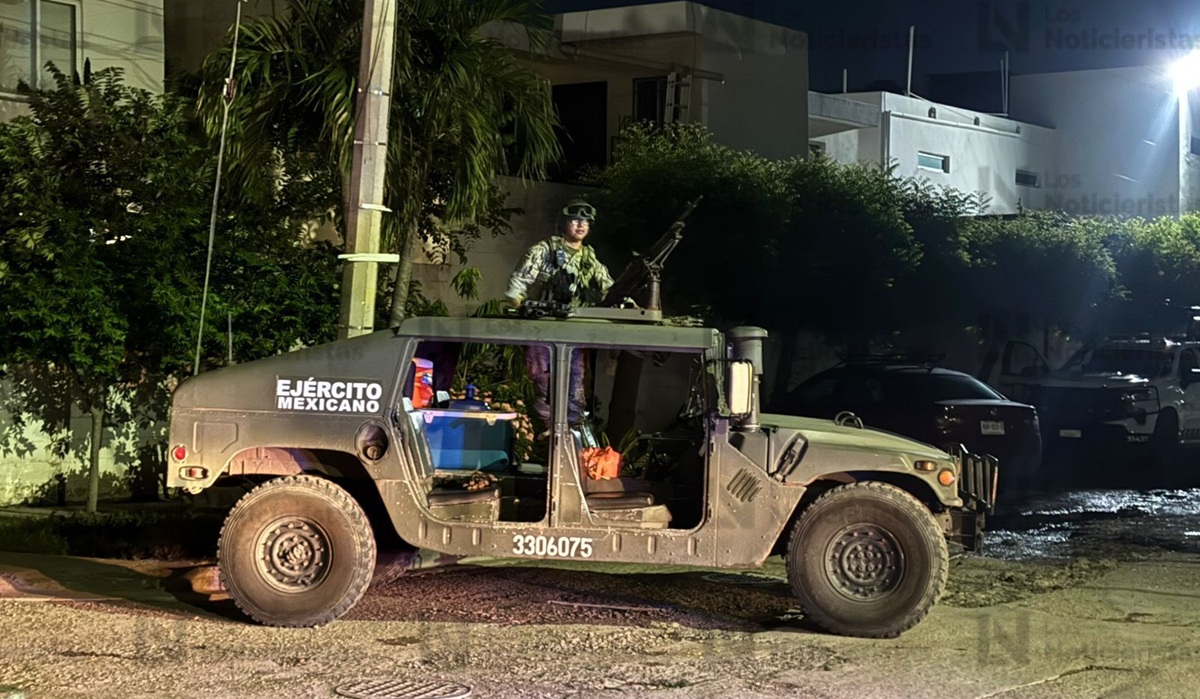 Militares resguardan privada Santa Sofía, en Culiacán, Sinaloa