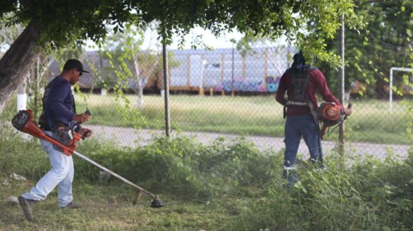 Llega a la Santa Elena el programa ‘Mazatlán te quiero limpio’ por parte del Gobierno Municipal