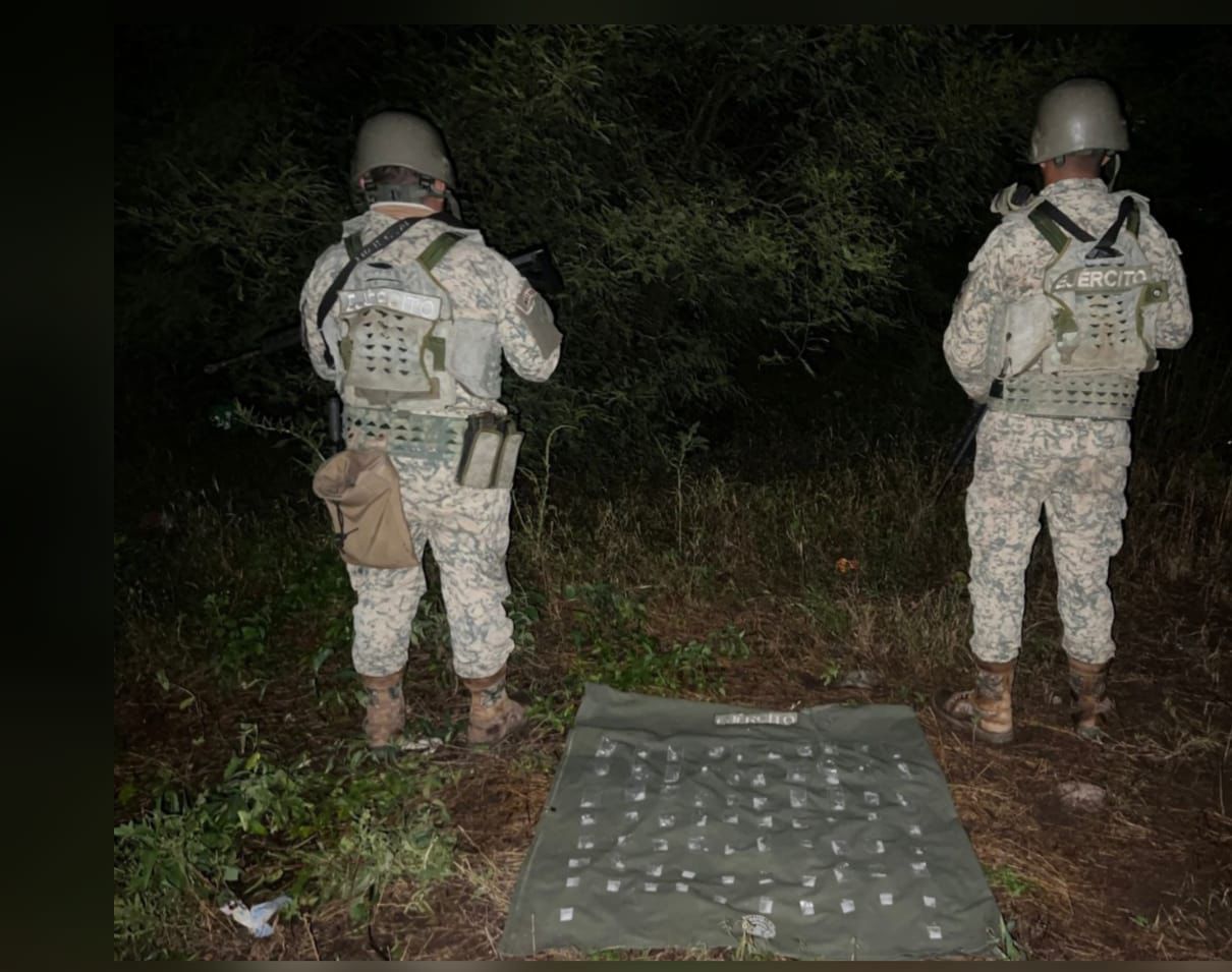 Militares aseguran dosis de cristal en Culiacán, Sinaloa