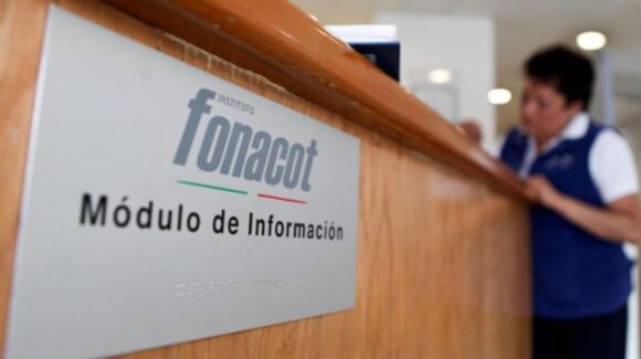 Trabajadora: ¿necesitas dinero? Crédito Mujer Efectivo de Fonacot, puede ser tu solución