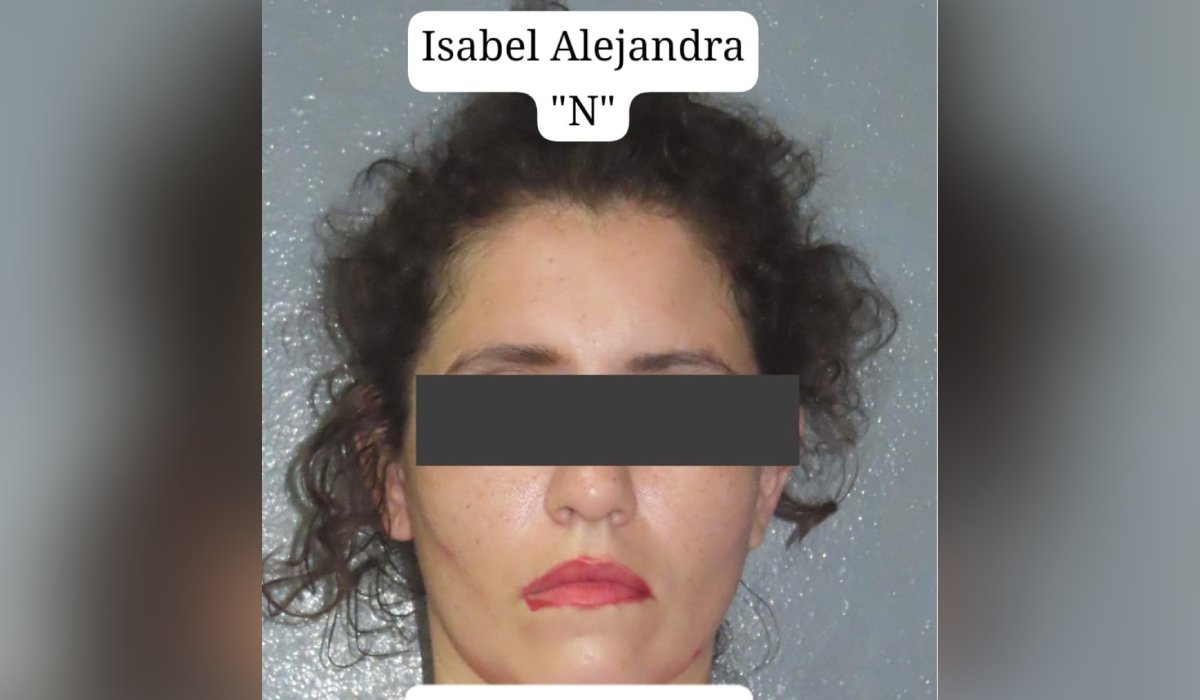 Mujer detenida en Mazatlán, Sinaloa