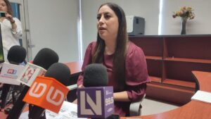 nayla velarde narváez, jefa de la dependencia estatal