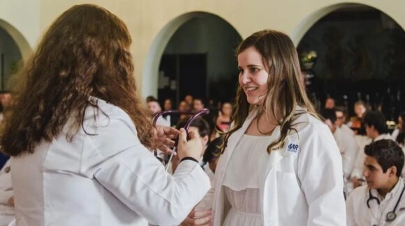 Nicole Stark, residente de anestesiología, muere extrañamente en IMSS de Guadalajara; acusan falta de atención