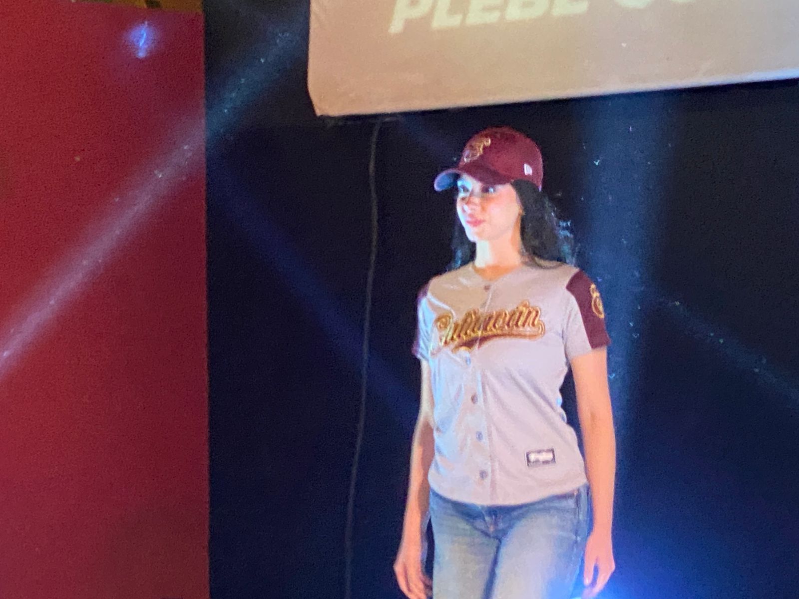 Nuevos uniformes de Tomateros de Culiacán