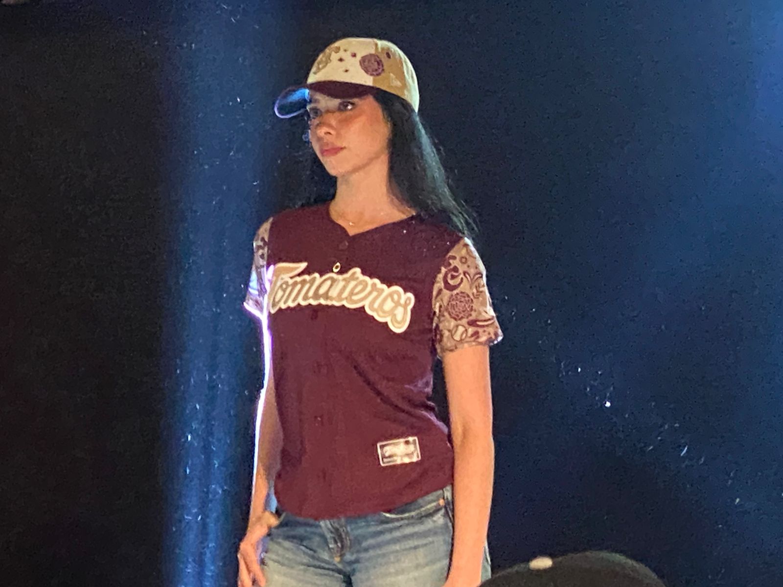 Nuevos uniformes de Tomateros de Culiacán
