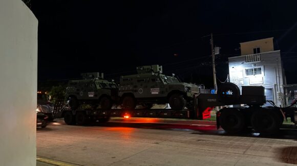 Llegan Ocelotl blindados a Mazatlán, Sinaloa, previo a visita de Sheinbaum