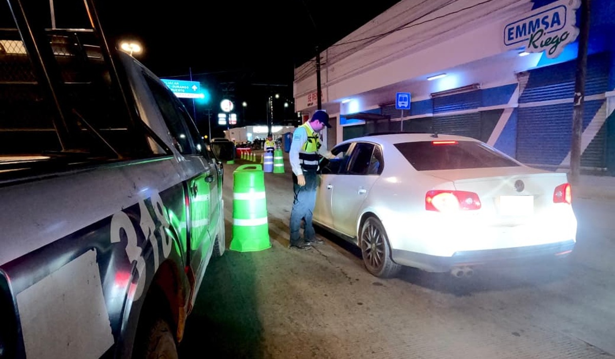 Operativo Alcoholímetro en Mazatlán