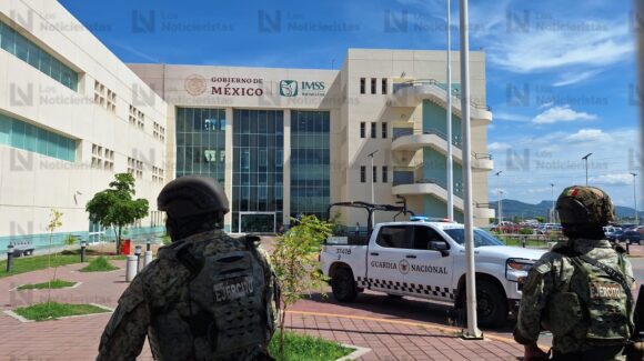 ¡Traía una jeringa! Detienen a mujer disfrazada de enfermera por intento de homicidio en el HG de Culiacán, Sinaloa