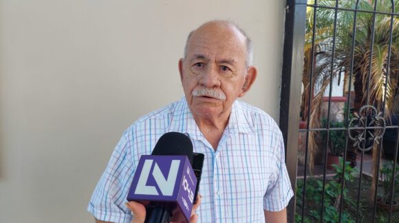 Denuncian aguas negras pestilentes en el sector norte de Los Mochis, Sinaloa