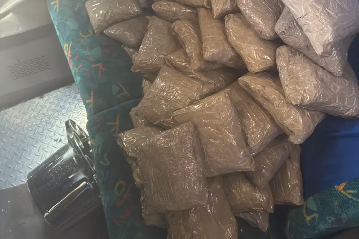 Paquetes de drogas hallados en camión en Hermosillo