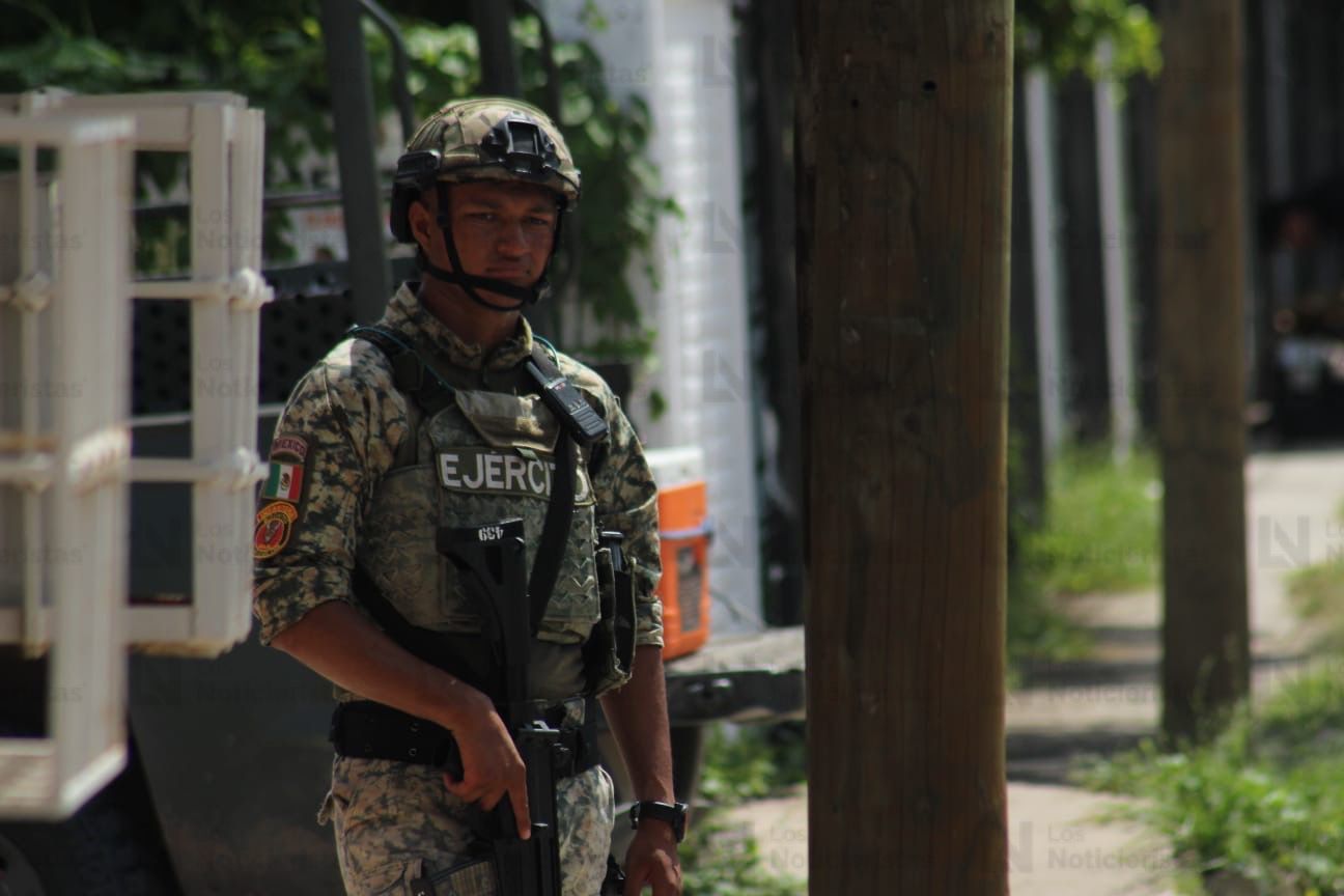 Personal del ejercito asegura zona