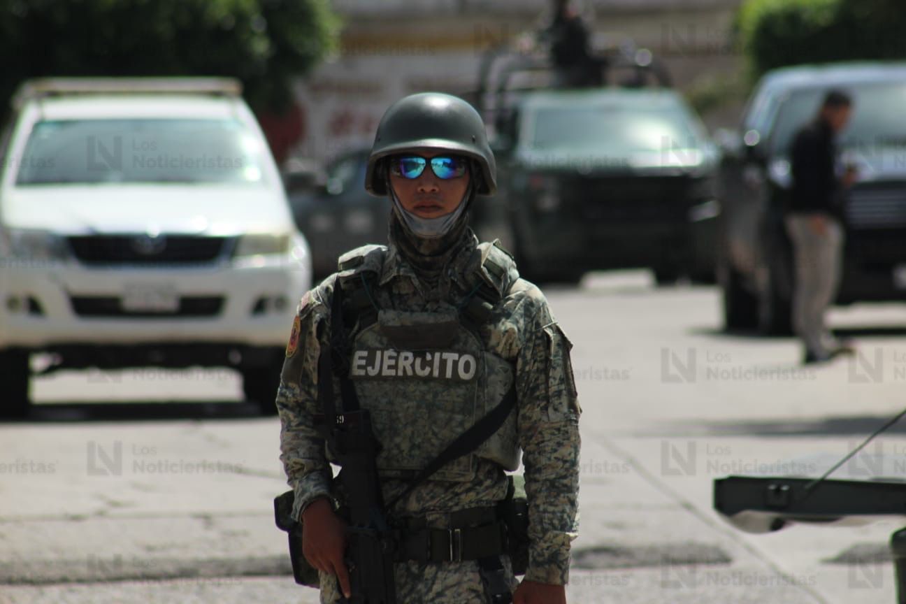 Personal del ejercito asegura zona