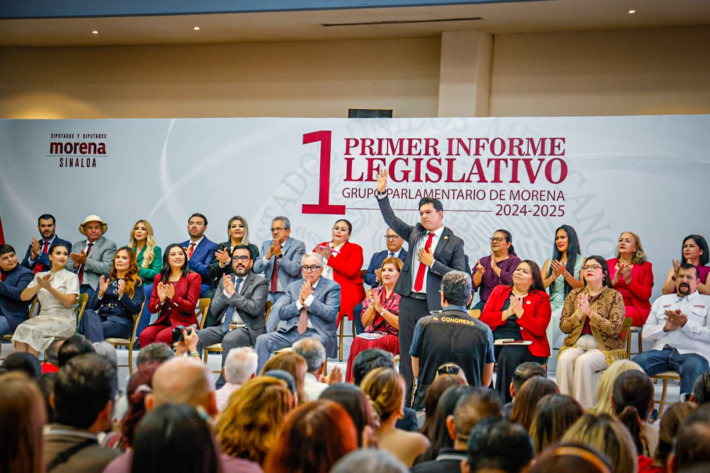 primer informe legislativo grupo parlamentario de morena evento