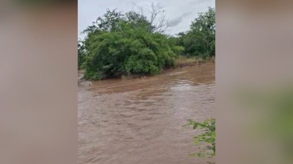 Lluvias traen primera creciente del río de Elota, en Sinaloa; presa llega al 89. 5%