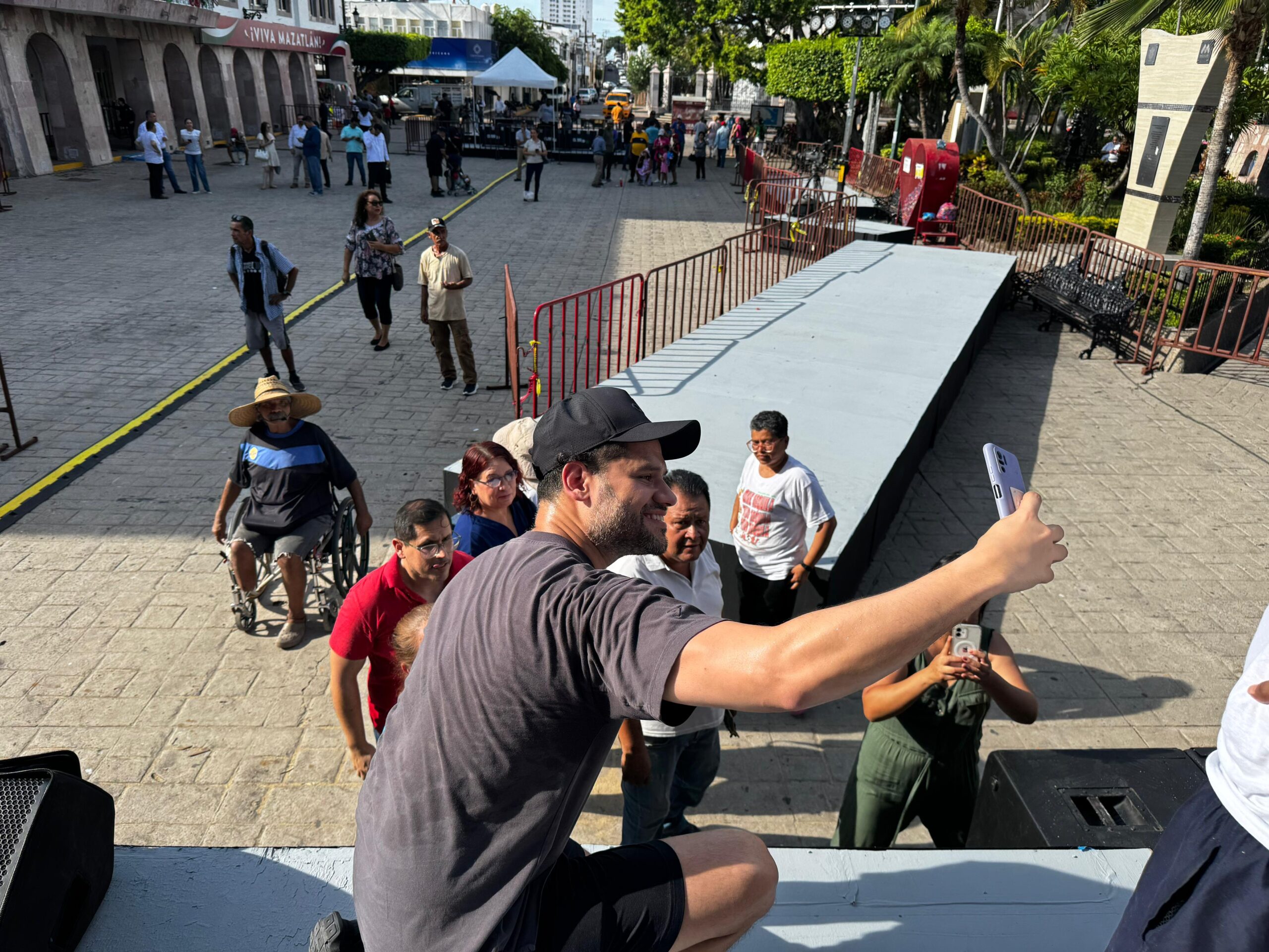 Su Majestad Mi Banda El Mexicano realiza prueba de sonido en Mazatlán