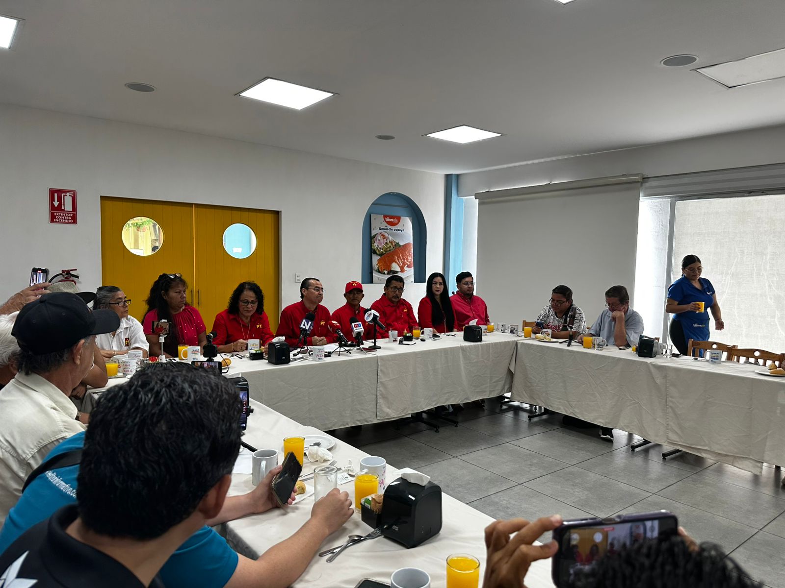 PT renueva su comité municipal en Mazatlán, Sinaloa